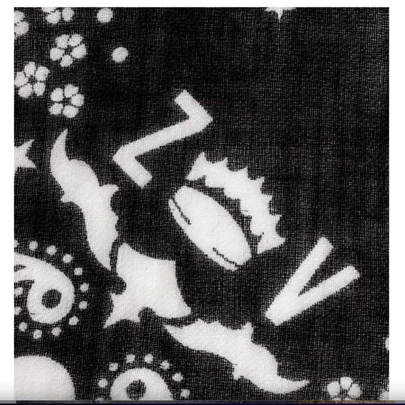 Nuage Nano Cashmere Scarf from Zadig&Voltaire - Picture 3 of 9